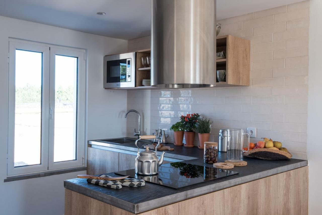 Craveiral Farmhouse By Belong Staying & Feeling São Teotónio Εξωτερικό φωτογραφία