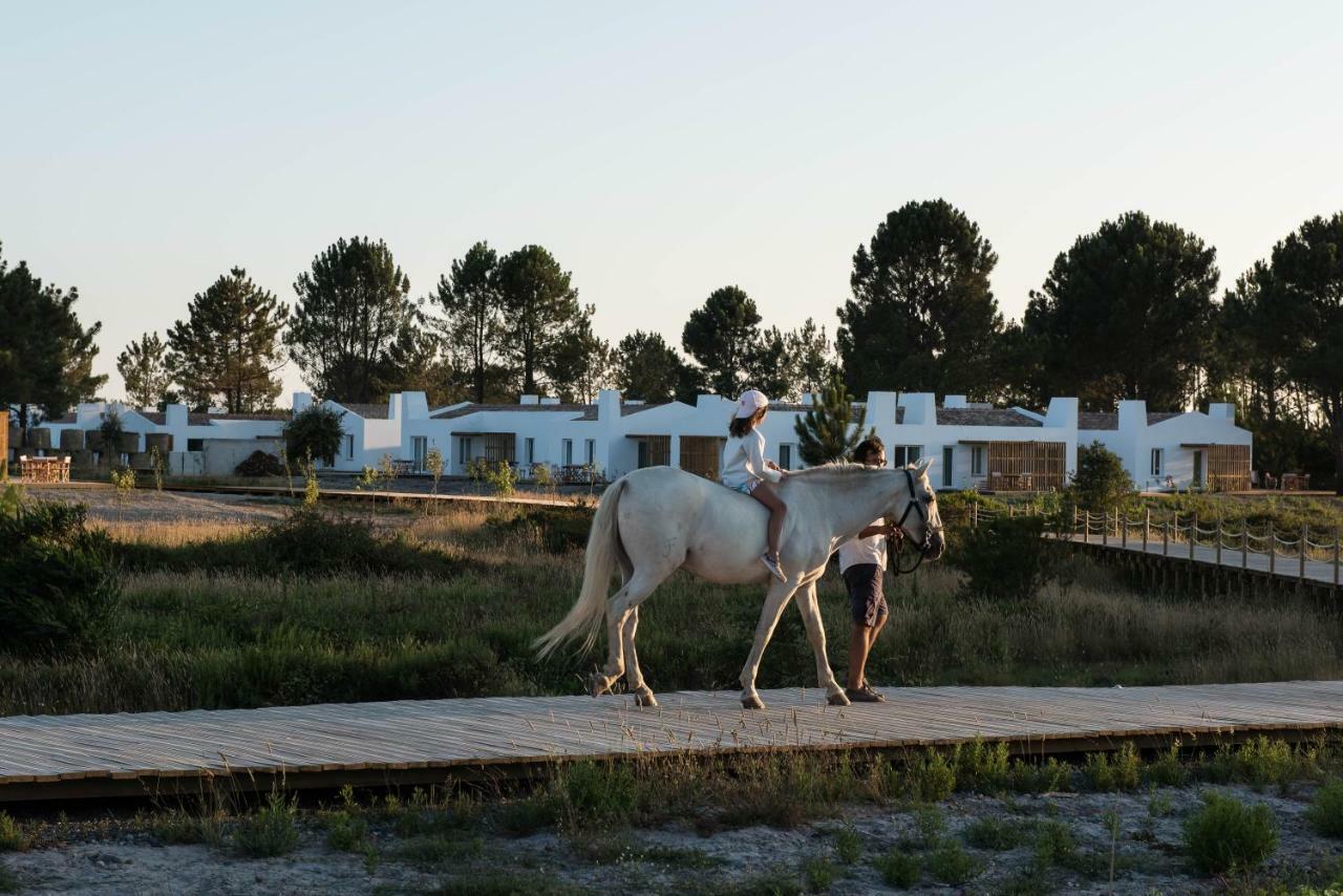 Craveiral Farmhouse By Belong Staying & Feeling São Teotónio Εξωτερικό φωτογραφία